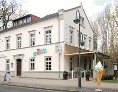 Hotel Am Kreischaer Park Eksteriør billede